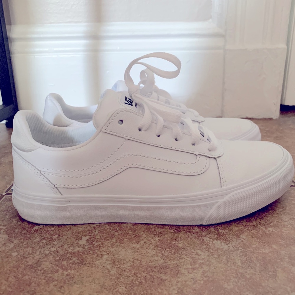 VANS Ward Deluxe Sneakers